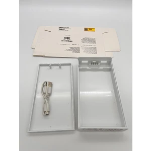 Kendin Yap Powerbank Kutusu 18650 Altılı 18650 Pil Uyumlu Boş Power Bank Kutusu 5V/2.1A (Pilsiz) Beyaz