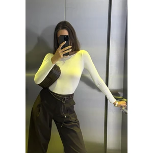 Suud Collection Ekru Lindy Pamuklu Body