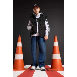 Erkek Çocuk Su Geçirmez Kapüşonlu Fermuarlı Yelek C4340A825AU