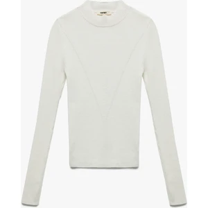 Hafif Dik Yaka Uzun Kollu Triko Kazak