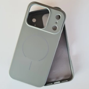 iPhone 17 Pro Magsafe ile Uyumlu Yumuşak Soft Mükemmel Manyetik Esnek Lansman Silikon Kılıf