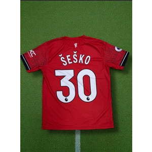 North Stand Manchester United Yeni Sezon Benjamin Sesko Forma