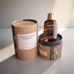 Famak De Fragancia FM 122 | OUD CODENZA