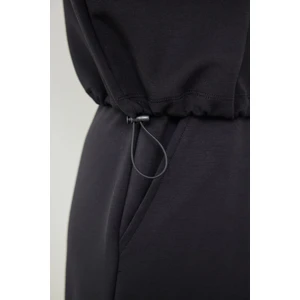 Siyah Silky Feel Dik Yaka Crop Sweatshirt