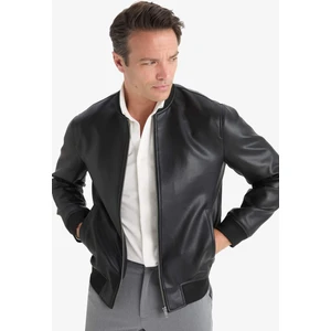 Su İtici Slim Fit Dar Kesim Kolej Yaka Astarlı Fermuarlı Rüzgar Geçirmez Suni Deri Mevsimlik Mont Y5367AZ25AU