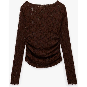 Yarı Transparan Uzun Kollu Kayık Yaka Dantel Bluz