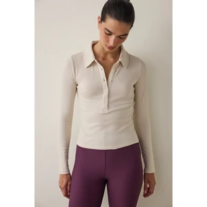 Bej Polo Yaka Düğmeli Uzun Kollu Slim Fit Üst