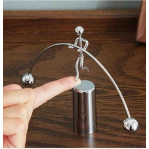 Newton Balans Denge Topu Halter Adam Sarkaç Beşiği Ev Ofis Dekoratif Biblo