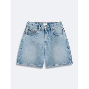 Lızzıe Klasik Kesim Jean Şort