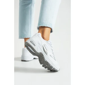 Kadın Beyaz Spor Ayakkabı Günlük Rahat Air Taban Sneaker N110