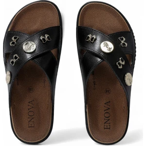 Kadın Zarif Aksesuar Detaylı Ortopedik Terlik – Şıklık ve Konfor Bir Arada