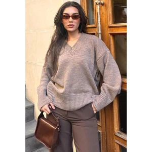 Vizon V Yaka Oversize Kadın Triko Kazak MG2149