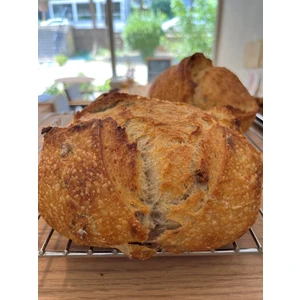 Cevizli Ekşi Mayalı Ekmek