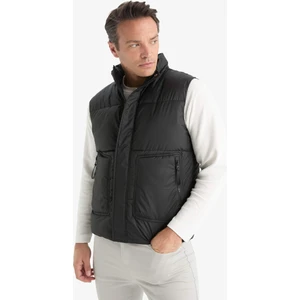 Su İtici Regular Fit Dik Yaka Fermuarlı İç Cepli Mevsimlik Şişme Yelek C5818AX25AU