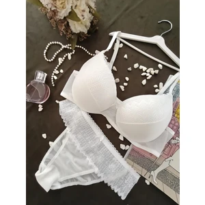 Kadın Iç Çamaşırı Desenli Dantelli Sütyen Takımı