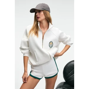 TORMENTA Kadın Nakışlı Fermuarlı Dik Yaka Çift Cepli Reglan Kol Beyaz Sweatshirt