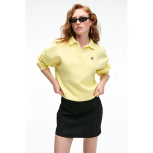 ODESSA Kadın Polo Yaka Oversize Göğüs Nakış Detaylı Patlı Sarı Sweatshirt