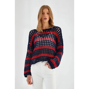 6877 Kadın Çizgili Ajurlu Kayık Yaka Triko Kazak Lacivert