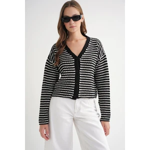 6948 Kadın V Yaka Ince Çizgili Triko Hırka Siyah