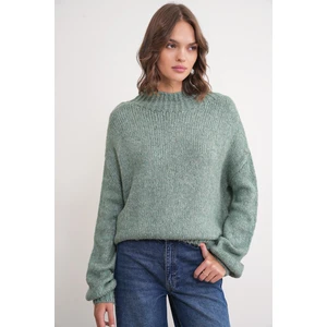 6700 Kadın Dik Yaka Balon Triko Kazak Çağla