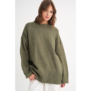 6925 Kadın Geniş Kollu Yumuşak Dokulu Triko Kazak Haki