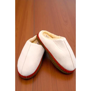 Kadın Ev Terliği. Renkli Fisto Desenli Içi Kürklü Terlik.