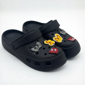 Oyun Figürlü Siyah Terlik – Çocuk / Unisex