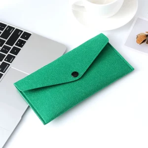 Şık Küçük Keçe Çanta Çıtçıtlı Düğmeli