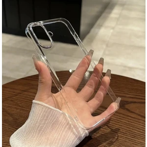 Pirok Store iPhone 17 Uyumlu Şeffaf Sararmaz Mika Sert Ince Hafif Telefon Kılıfı – Darbe ve Çizilmelere Karşı Koruma