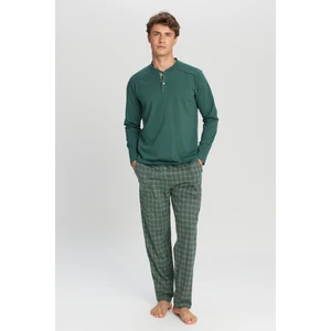 %100 Pamuk Standart Fit Hakim Yaka Desenli Cepli Pijama Takımı