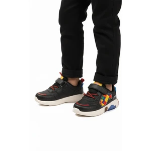 Siyah Cırtlı Işıklı Hafif Erkek Çocuk Spor Ayakkabı Heros P