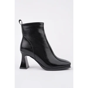 Celina Küt Burun Fermuarlı Topuklu Kadın Bot