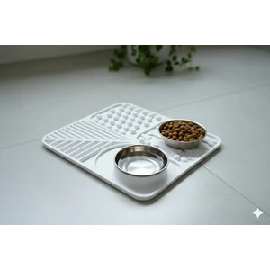 Kedi ve Köpek Için Yavaş Besleme Mama Matı - Kaymaz Tabanlı Sağlıklı Sindirim Yalama Matı (Lick Mat) 22x18cm