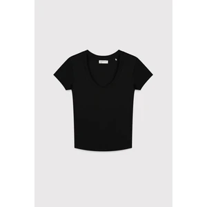 V Yaka Kısa Kol Üst