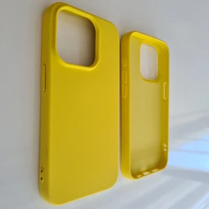 More Gsm  İphone 15 Pro Max ile Uyumlu Logosuz Lansman Içi Kadife Silikon Kılıf