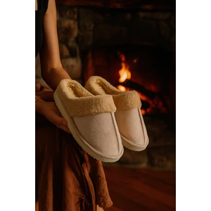 Kadın Ev Terliği Ev Botu Içi Peluş Ev Terliği Sesiz Taban Sıcak Şık Tasarım