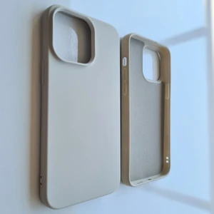 More Gsm  iPhone 14 Pro (6.1) ile Uyumlu Logosuz Lansman Içi Süet Silikon Kılıf