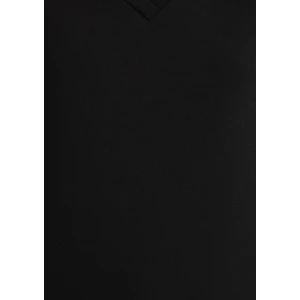 V Yaka Siyah Basic Stretch Tişört 162769-900