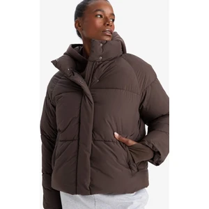 DeFactoFit Su İtici Regular Fit Dik Yaka Reglan Kol Kışlık Şişme Mont A1550AX25WN