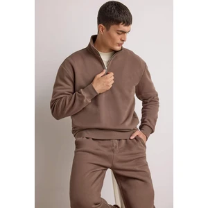 Regular Fit Dik Yaka Yarım Fermuarlı İçi Yumuşak Tüylü Basic Düz Sweatshirt X7405AZ25AU