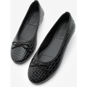 Kadın Fiyonk Detaylı Günlük Babet Monit Siyah