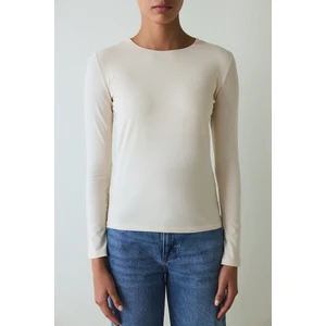 Bej Bisiklet Yaka Slim Fit Uzun Kollu Üst