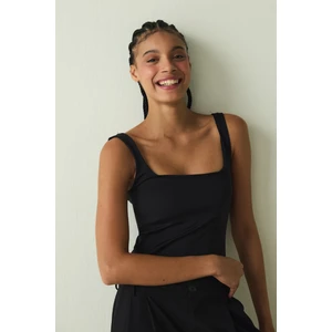 CUPsecret Kendinden Pedli Siyah Kare Yaka Kalın Askılı Büstiyer