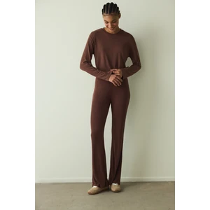 Cappuccino Fitilli Modal Bol Kesim Bisiklet Yaka Crop Üst