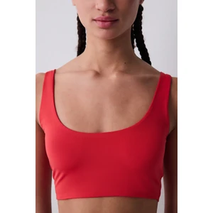 Sporty Cut Out Kırmızı Üst