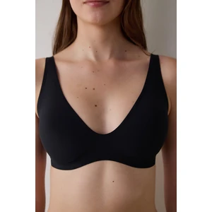 Siyah Fİt Dikişsiz Balensiz Çıkarılabilir Kaplı Dekolte Sütyen