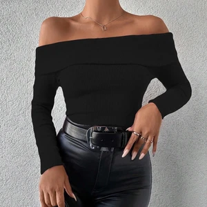 Uzun Kol Madonna Yaka Bluz Siyah