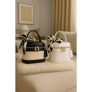 Kadın  Dikdörtgen Formlu Çapraz Askılı Fular Hediyeli 2'li El ve Omuz Çantası Melina (krem'e siyah, beyaz)