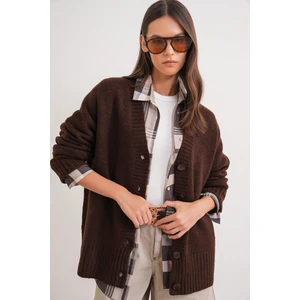 6927 Kadın Yumuşak Dokulu Salaş Basic Triko Hırka Kahve