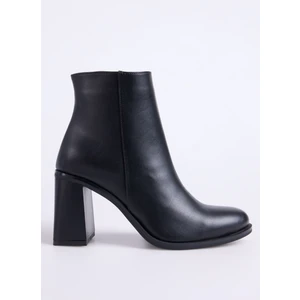 Siyah Kadın Topuklu Bot Block-Bella